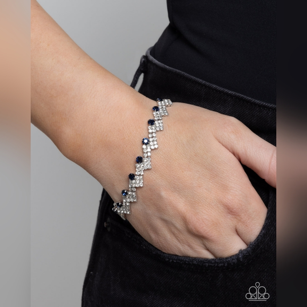 Fateful Finish Bracelet